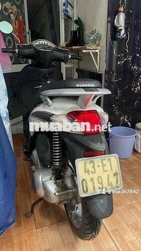 dư chiếc xe củ cần bán