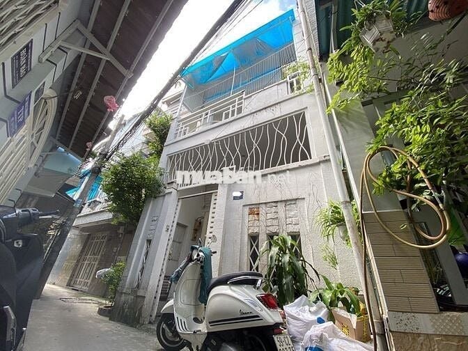 Cho thuê nhà đẹp 55m2, Trần Xuân Soạn, Quận 7, ngay ĐH Tôn Đức Thắng