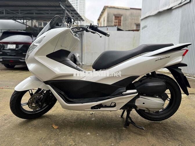 Honda PCX màu Trắng
