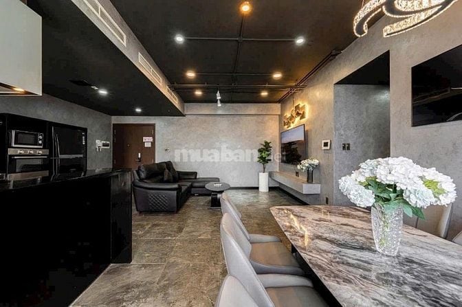 Bán căn hộ chung cư Đặng Văn Ngữ, 4,3 tỷ, 70m2,bancong lớn view mát