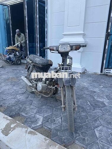 Honda Dream màu Đen