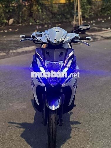 Xe yamaha novo5 2014 màu  xanh trắng RB mới 95 %