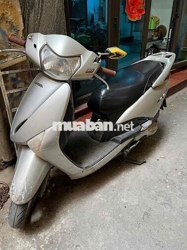 Honda Lead màu Bạc chính chủ tên mình nhé