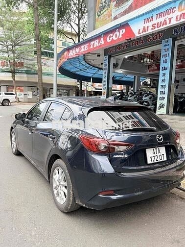 Mazda 3 2019 Sport 1.5L Luxury - 80000 km