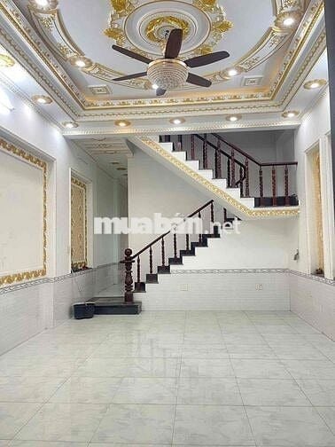 Cho thuê nhà gần trung tâm y tế Dĩ An - sân Oto