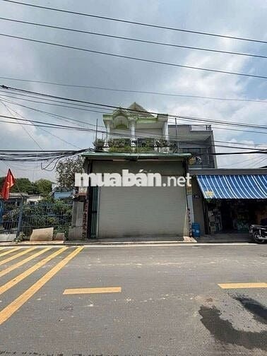 Cho thuê nhà mặt tiền gần Bệnh Viện Dĩ An