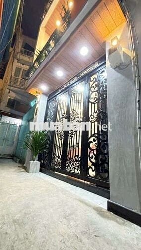 Nhờ mới dọn vô ở ngay cần bán gấp