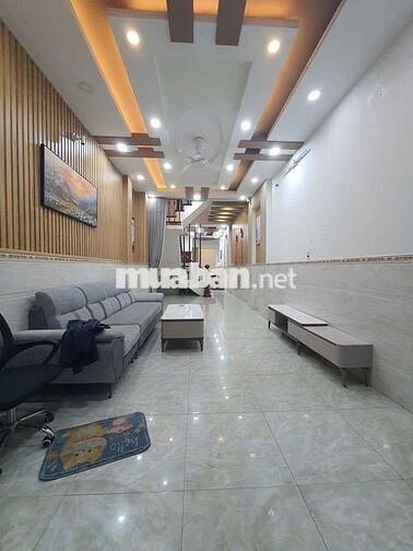 Nhà Mặt Tiền Đường 8m Thông 4x20 3lầu 4pn 5wc phòng thờ