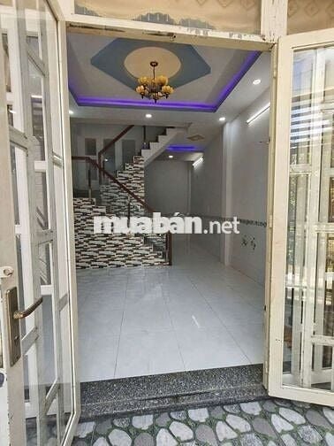 NGUYỄN VĂN BỨA DT:4m-10m giá 450tr