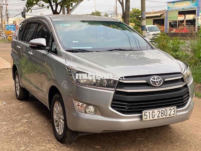 Toyota Innova 2017 2.0E số sàn 1 chủ