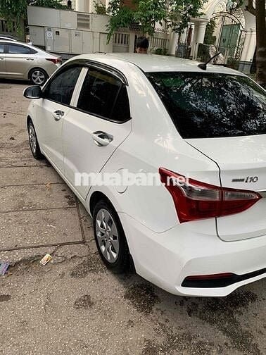 Hyundai Grand i10 2021 Sedan 1.2 MT - 153000 km