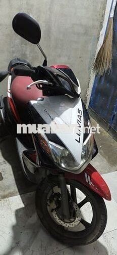 Yamaha Luvias Đỏ trắng đen