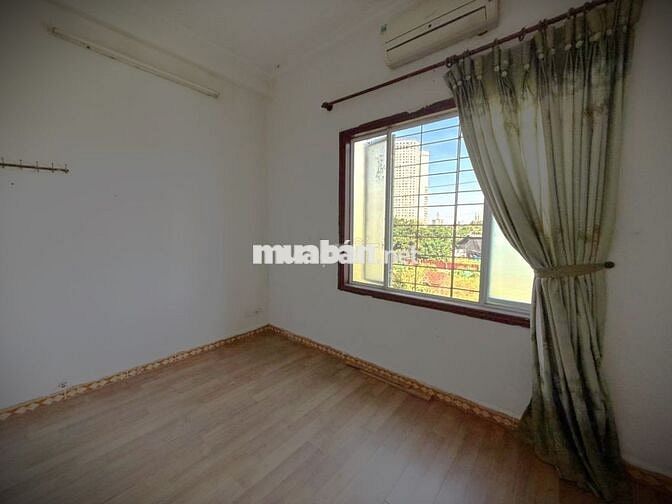 Full 1 tầng 2 phòng Tân Khai (sau Times), ban công, cửa sổ, 50m2 tổng