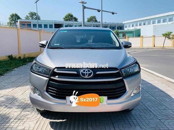 Toyota Innova 2017 2.0E - 140000 km