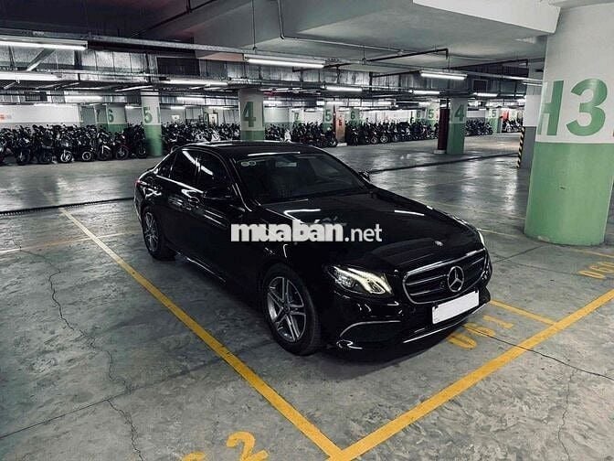 Mercedes-Benz E200 2020 Độ mâm S400 Đen