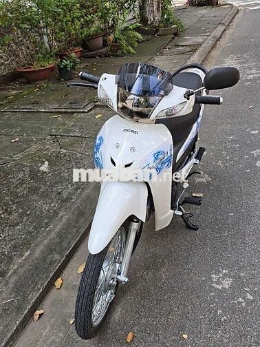 Honda Wave 50cc Trắng 360 km
