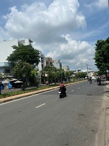 Mặt Tiền Lê Thúc Hoạch Văn Cao ( 4 * 12.5 ) 4 Lầu 12.9 Tỷ 