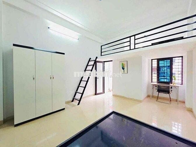 ngay vòng xoay Lăng Cha Cả tiện về Q1,3, Phú Nhuân