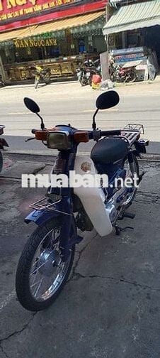 Honda Cúp 50 Xanh Trắng