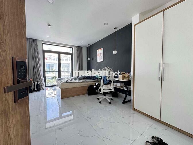 Chính chủ cho thuê chdv gần TDTU, RMIT, Cresent mall, SeCC. ViVoCity