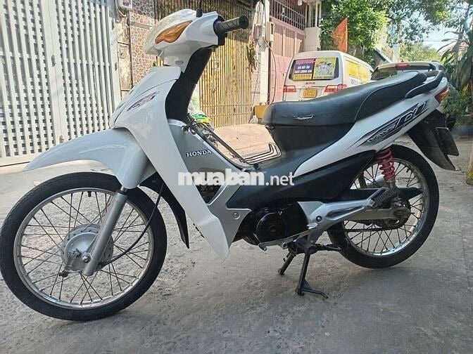 Honda Wave 110 HQ màu Trắng