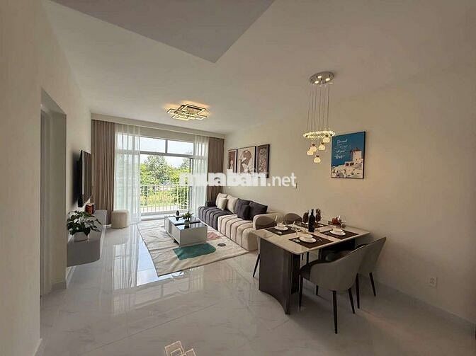 CĂN HỘ 2 PHÒNG NGỦ - 2WC - BAN CÔNG THOÁNG MÁT NGAY TRUNG TÂM QUẬN 7