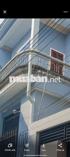 Gấp Bán nhà 3 tầng Dĩ An, giảm còn 3 tỷ 2,nhà 3 phòng ngủ có 6 ở Trọ