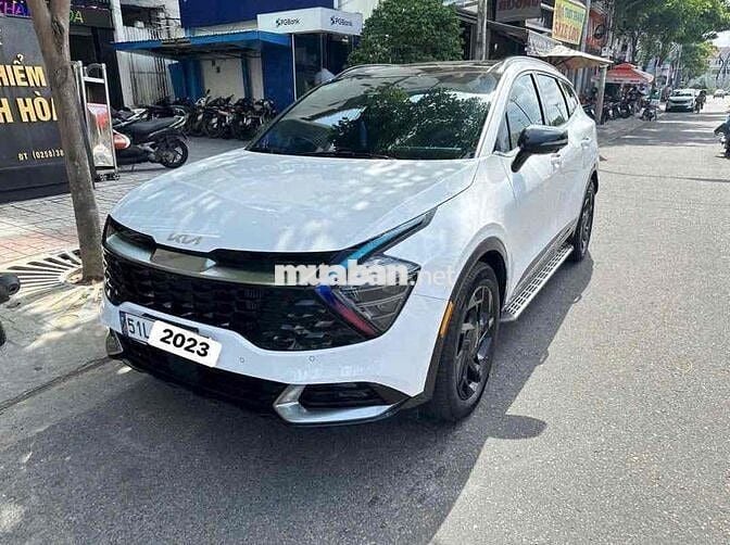 Kia Sportage 2023 Signature 1.6T AWD - 20000 km