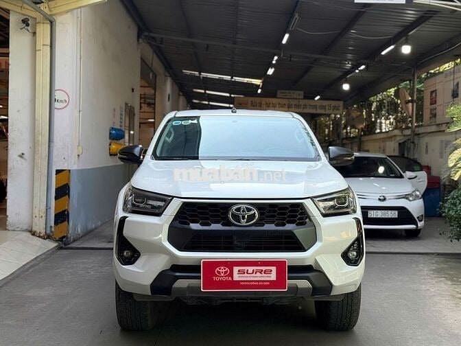 Toyota Hilux 2024 2.4 4x2 AT	 - 43759 km