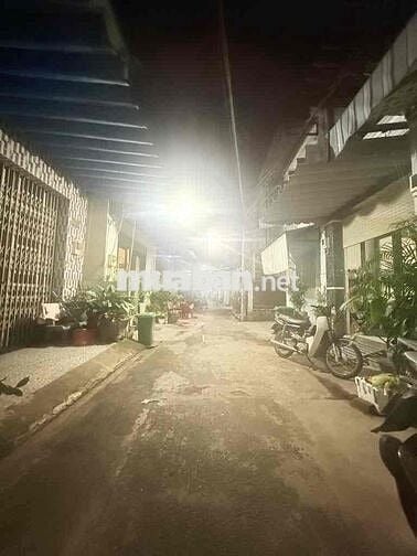 bán nhà 3 tầng -3PN- hẻm 4m ngay mã lò - lê văn quới