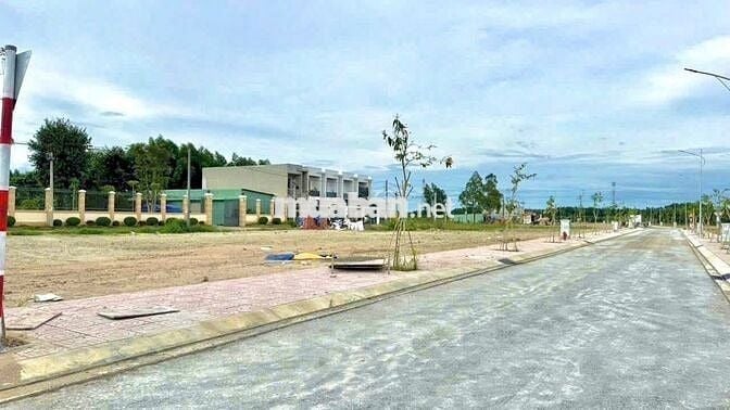 NÓNG NÓNG NÓNG VỪA RA ĐẤT HƠN 30 NỀN GIÁ RẺ NGAY TRUNG TÂM