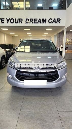 Toyota Innova 2017 2.0V 50000 km Bạc