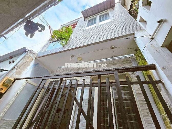 NHÀ 2 TẦNG VỊ TRÍ HIẾM - LINH TRUNG, THỦ ĐỨC - GẦN CÁC TRƯỜNG ĐẠI HỌC