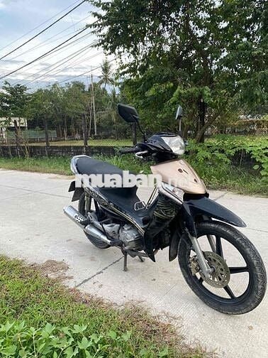 Revo Nhật máy nguyên zin chưa đụng tới giấy hợp lệ