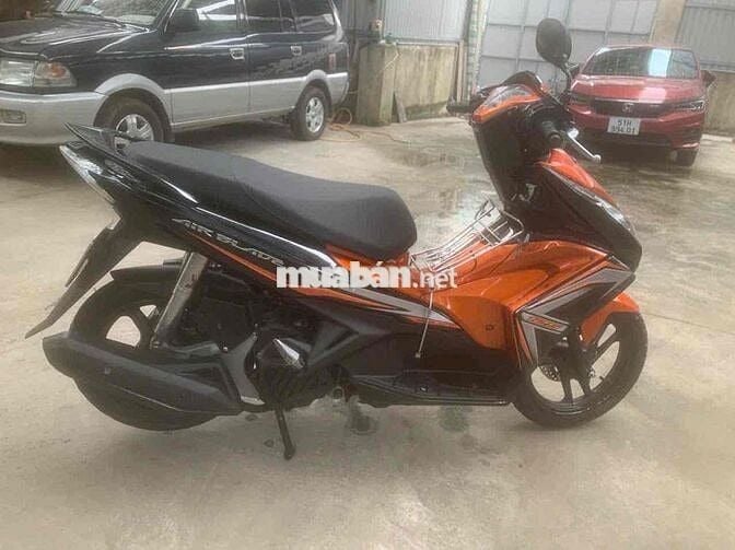 Honda Airblade 125 Fi 2015 Cam đen bstp xe rin