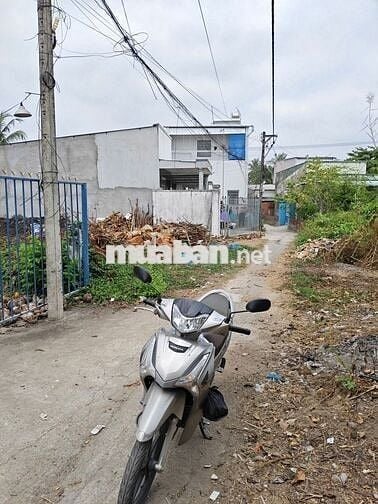 Nền Hẻm đường Đinh Tiên Hoàng, P Tân Hạnh (TPVL cũ), Tỉnh Vĩnh Long,