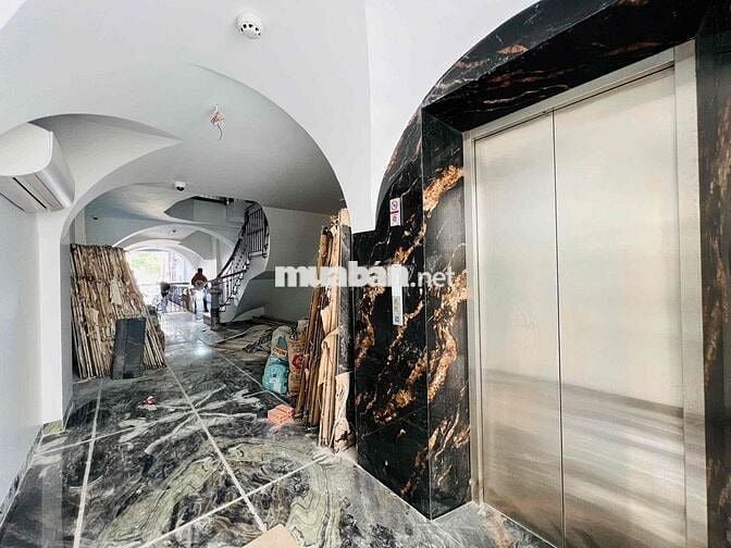 Mặt Tiền đường Tân Thắng 120m2, có tầng hầm, đối diện Aeon Tân Phú