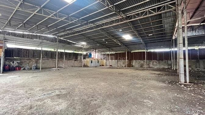 * Chothuêkhoxưởng*800m2 gần Quốc Lộ 13, Hiệp Bình Phước, Quận Thủ Đức