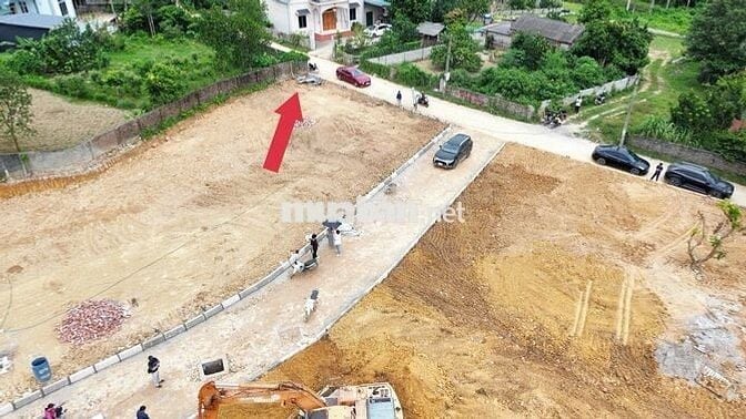 Cuối Ga Metro 05. 2,1xx Tỷ Cách Ga Metro khoảng 1km. 150m2 Đường thông