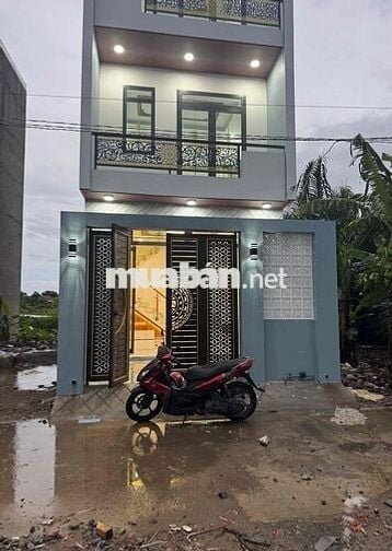 bán nhà ngay gần ngã 3 tân kim bình chánh QL 50 nhà 2 lầu