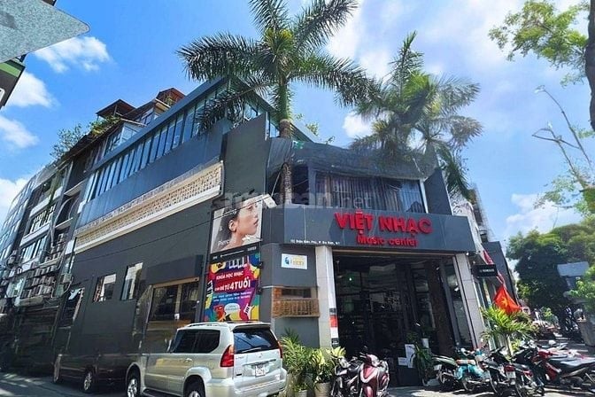 TUYỂN GẤP TẠP VỤ VĂN PHÒNG - QUẬN 1