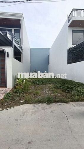 Bán Đất đẹp tại ĐT 826, 1,3 tỷ, 100m2, Cần Đước, Long An