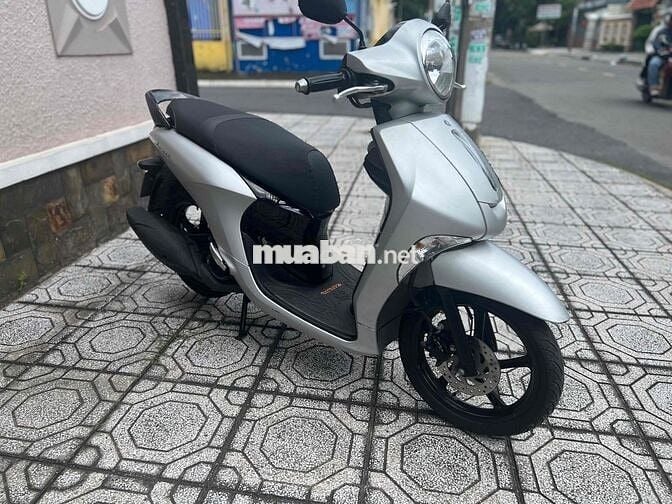 Bán YAMAHA Janus 124cc , màu bạc , dkld 08/2018