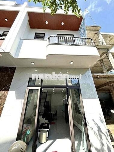 BÁN NHÀ SẴN NỘI THẤT DỌN VÀO Ở LIỀN TẠI CHỢ TÂN HIỆP TÂN UYÊN