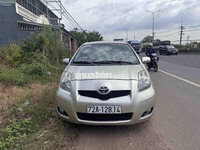 Toyota Yaris 2009 Vàng cát