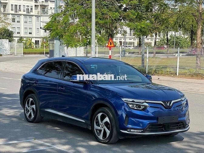 VF8 Eco 2023 GF Mua Pin Catl giảm 70tr đổi xe xăng