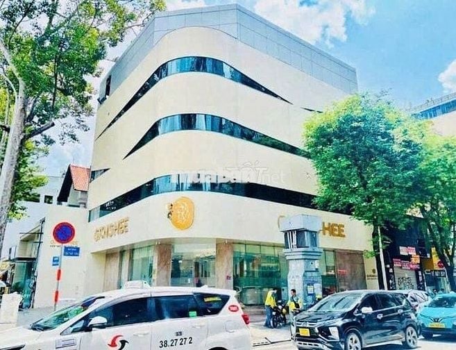 Cho thuê mặt tiền Nguyễn Thị Minh Khai  Quận 1