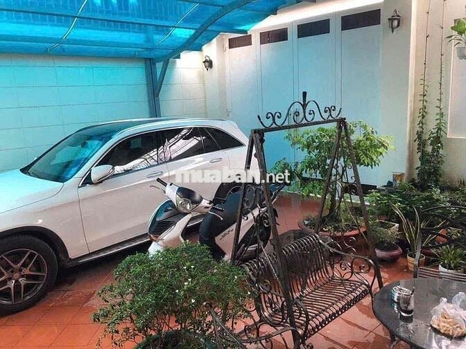 Cho Thuê Biệt Thự DT 9x16 1Trệt 1Lầu 3Pn 3Wc Sân Đậu Ôtô Ngã Tư Ga