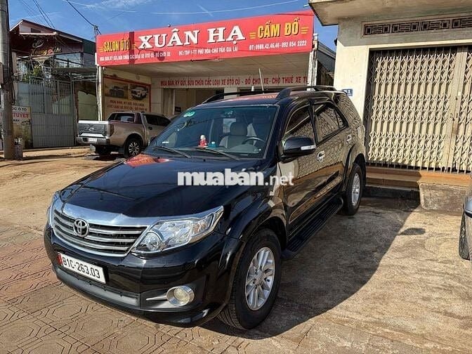 Toyota Fortuner 2012 - 999999 km