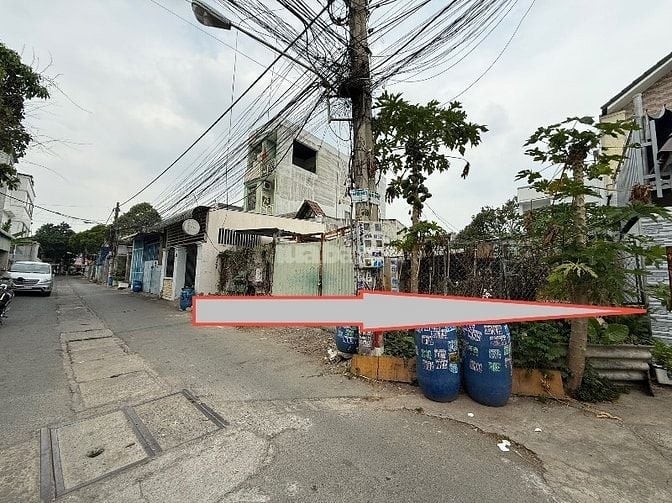 Đất khu vực ẩm thực đông nhất Dĩ An